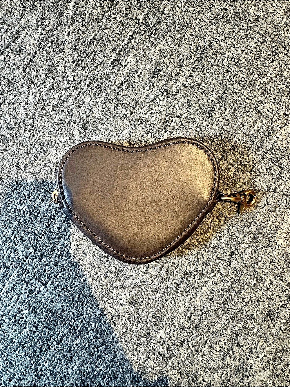 Brandy Melville Heart-Shaped Wallet in Brown